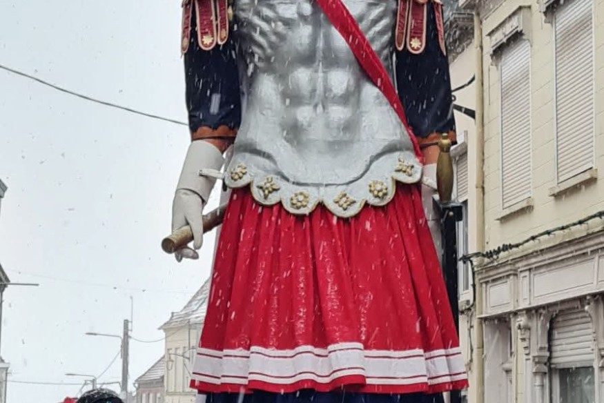 REPORTAGE TERRITOIRE CARNAVAL D HIVER CASSEL 2026