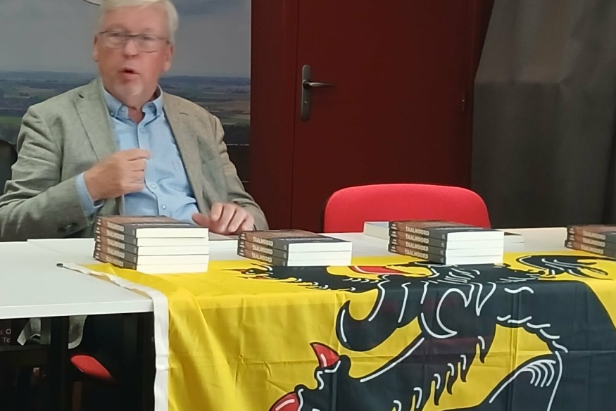REPORTAGE TERRITOIRE WIDO BOUREL TAALMOORD