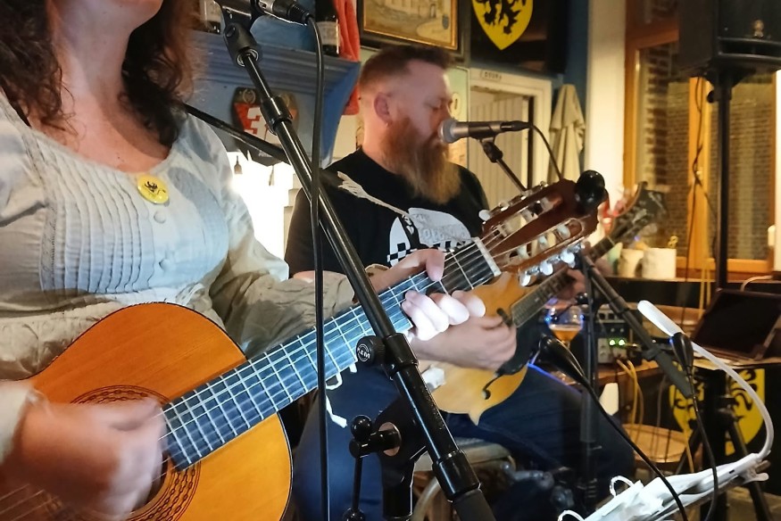 ZAT FOLK ROSIE & GUITCH A CASSEL LE CONCERT